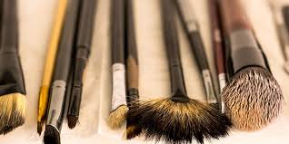 the best way to clean makeup brushes