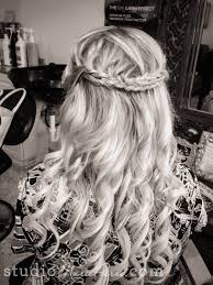 You can do pretty much anything with it. Creative And Elegant Wedding Hairstyles For Long Hair Modwedding