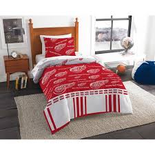 Twin Size Polyester Bed In A Bag Set