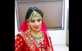 amravati makeup artist