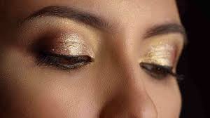 gold eyeshadow for your skin tone