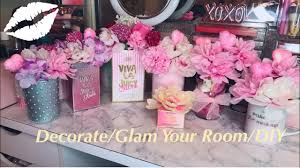 how to decorate glam makeup room ideas