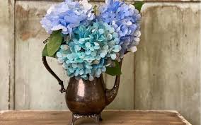 If you want your wall to be fuller, you can use more coffee filters. Diy Coffee Filter Hydrangea The Shabby Tree
