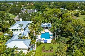 35 palm beach gardens waterfront homes