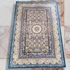 closing down persian carpet