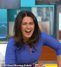 The presenter is currently enjoying a summer holiday, after confirming that tuesday (july 27) was her last day. Susanna Reid Jokes She S Covered Up After Distracting Gmb Viewers In Low Cut Dress Daily Mail Online