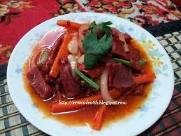 Hiris daging tadi kemudian ketepikan. Resepi Daging Masak Merah Ala Thai
