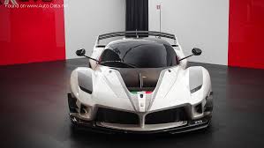 The fxx evoluzione was improved from the standard fxx by continually adjusting specifics to generate more power and quicker gear changes, along with reducing the car's aerodynamic drag. 2017 Ferrari Fxx K Evo 6 3 V12 1050 Hp Hybrid Dct Technical Specs Data Fuel Consumption Dimensions