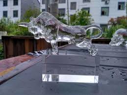 China Optical K9 Crystal Bison Figurine