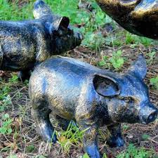 Big Pig Bronze Metal Garden Statue