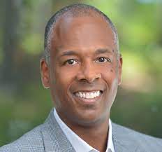 Fall 2022 Commencement Speaker Erick McReynolds - Clayton State University