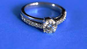 Start Shopping for Engagement Rings Online