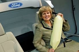 ford s inflatable seat belt wins award