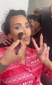 see kim kardashian makeup free and