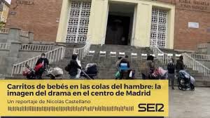Cadena SER on Twitter: "🎧 Carritos de bebés en las colas del hambre: la  imagen del drama en el centro de Madrid "Estamos dando cerca de diez  toneladas al día de comida"