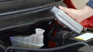 6 Easy Steps on How to Check Your Transmission Fluid | Quaker State