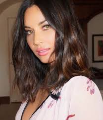 Long layered haircut was famous during the '70s and '90s and have been done by many celebrities till the day. Spring Hairstyles 2018 Spring Haircut And Color Ideas For Short Medium And Long Hair Glamour