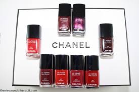 the chanel le vernis nail colour review