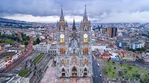 It was founded in 1534 on the ruins of an ancient inca city. Quito City Tour Explore Independence Square Presidential