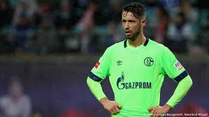 Mark uth, 29, from germany ➤ fc schalke 04, since 2018 ➤ second striker ➤ market value: German Cup Schalke S New Boys Struggles Highlighted By Mark Uth S Goal Drought Sports German Football And Major International Sports News Dw 31 10 2018