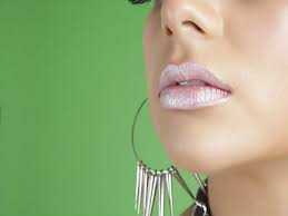 5 creative lip makeup ideas to look