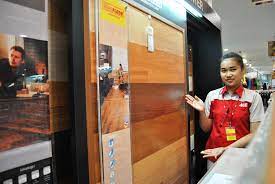 Sabun, wax atau pembersih lainnya dapat menyisakan residu di permukaan lantai vinyl. Belanja Hemat Di Ace Hardware Radarcirebon Com