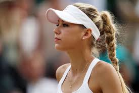 how anna kournikova the former tennis