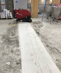 magnum walk behind scrubber drier 2