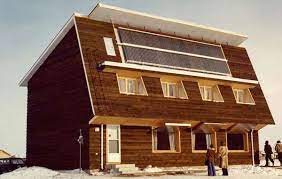 building a pivehaus house in canada