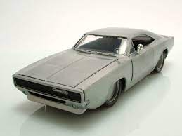 Dominic toretto's 1970 dodge charger was introduced in the first film of the series. Modellauto Dodge Charger R T 1968 Bare Metal Dom Fast Furious 7 Modellauto 1 24 Jada Toys 26 95