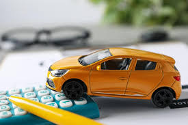 Leasing finansowy a faktura VAT-marża a zakup samochodu