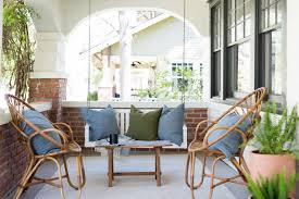 60 warm and welcoming front porch ideas