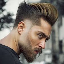 Shortening the hair at the sides and back of the head will actually make the hair on the top look thicker and fuller. 45 Prachtige Mannerfrisuren Undercut