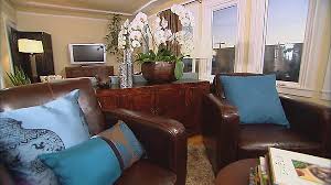 tan and blue living room