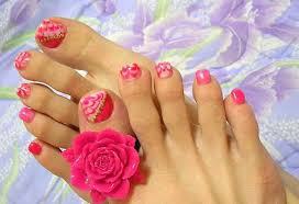 10 trendy toe nail art designs for