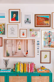 how to make a gallery wall selecting