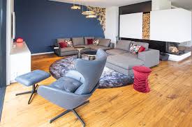 In einem modernen wohnzimmer design gibt es meistens keine teppichböden, sondern böden aus stein oder holz. Wohnzimmer Neugestaltung Ke Design Moderne Wohnzimmer Blau Homify