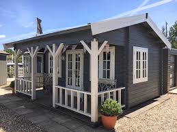 Summerhouses With Verandas