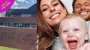 Holiday cottages and holiday rentals in essex, england. Stacey Solomon And Joe Swash Name New House After Son Rex Calling It Pickle Cottage Mirror Online