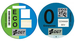 Diferencias entre la etiqueta Eco y la etiqueta Cero de la DGT | Pegatinas  DGT: todo sobre las etiquetas medioambientales -- Autobild.es