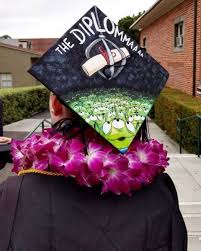 impressive graduation caps that deserve