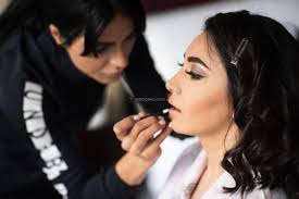 hire a mobile makeup artist