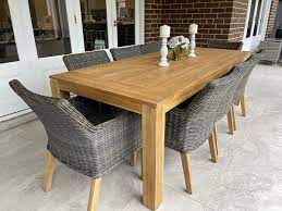 What Is Acacia Wood Outdoor Furniture