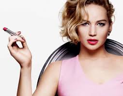 jennifer lawrence puckers up in dior ad