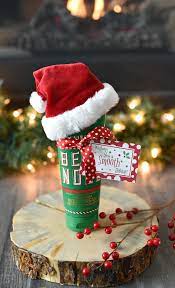 Use these short christmas sayings on your stockings, christmas cards and other crafts. Fun Christmas Gift Idea For Friends Fun Squared