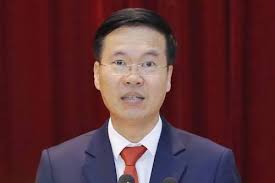 Ông hiện là ủy viên bộ chính trị ban chấp hành trung ương đảng cộng sản việt nam khóa xii, bí thư trung ương đảng, trưởng ban tuyên giáo trung ương. Mr Vo Van Thuong Press Delay Benefits Social Networks