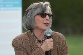 Representative for california's 6th congressional district from 1983 until 1993. Former Us Sen Barbara Boxer Assaulted Robbed In California