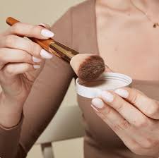 how to apply face powder for a flawless