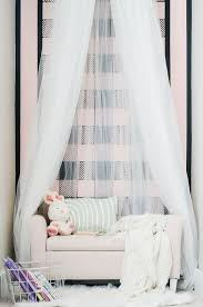 How To Make A Tulle Canopy Your Kid