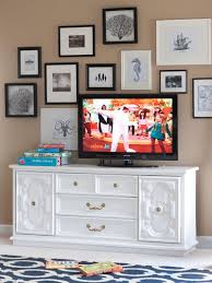 15 Stylish Ways To Decorate With A Tv